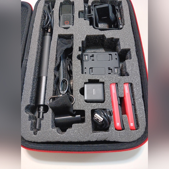 VGSION Action Camera Bundle With Hard Case,Tripod and Selfie-Stick - Picture 5 of 15